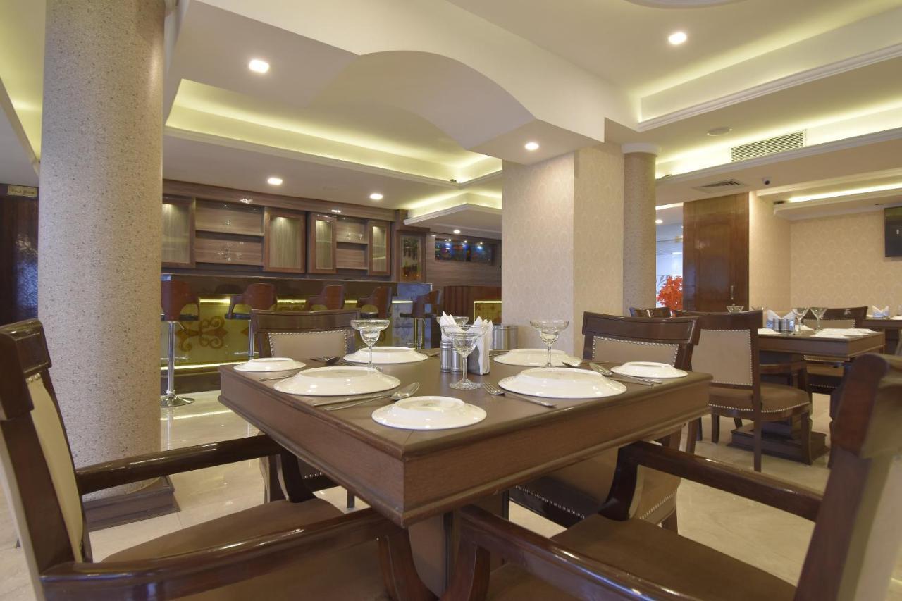 فندق دارامشالافي  The Royal Castle Hot And Cold Centralized المظهر الخارجي الصورة