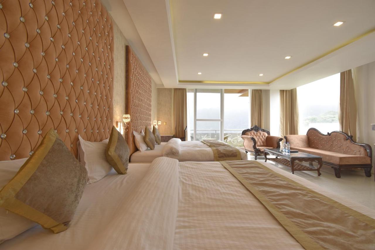 فندق دارامشالافي  The Royal Castle Hot And Cold Centralized المظهر الخارجي الصورة