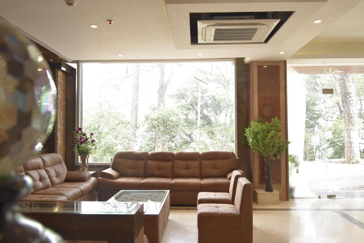 فندق دارامشالافي  The Royal Castle Hot And Cold Centralized المظهر الخارجي الصورة